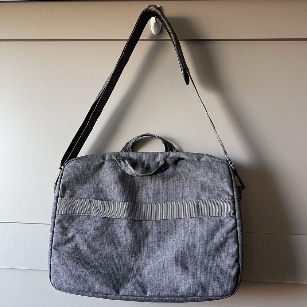 Case Logic Laptop Computer Bag Gray Shoulder Stra… - image 2